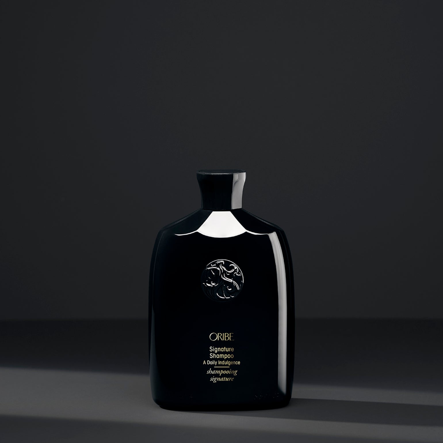 Oribe Signature Shampoo - Oribe | Available at Kinsley + Mane, Alamo, CA